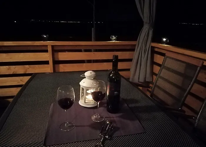 Happiness بيت للعطل *